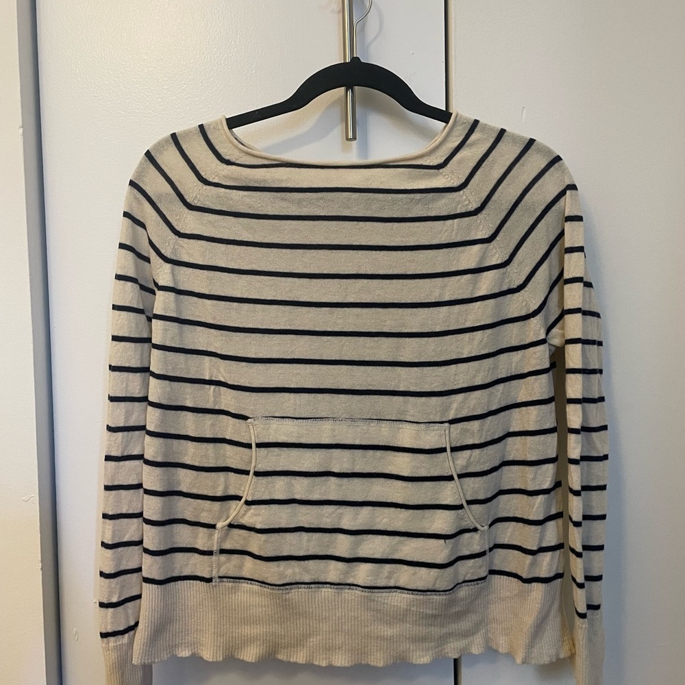 Nili Lotan 18-8 striped cream/navy 70% wool 30% cashmere sweater